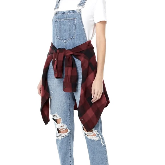 BLANK NYC - Slim Girlfriend Overalls - Picture 6 of 8